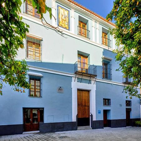 Palacio Del Siglo XVII Frente A Los Jardines De Murillo Seville Luaran gambar